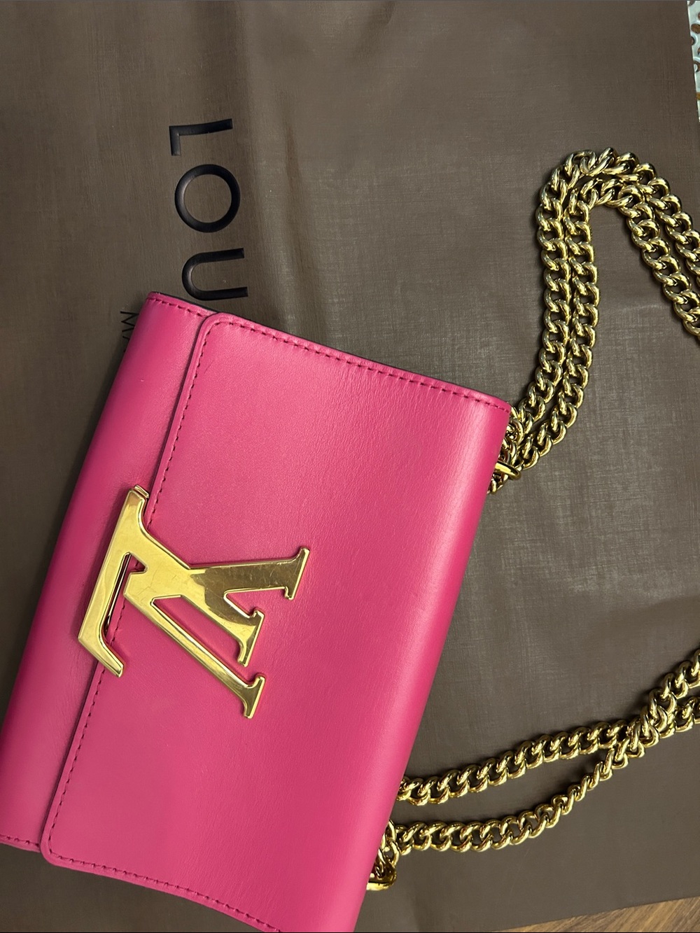 Louis Vuitton Hot Pink Leather Crossbody Louise MM with Gold Chain